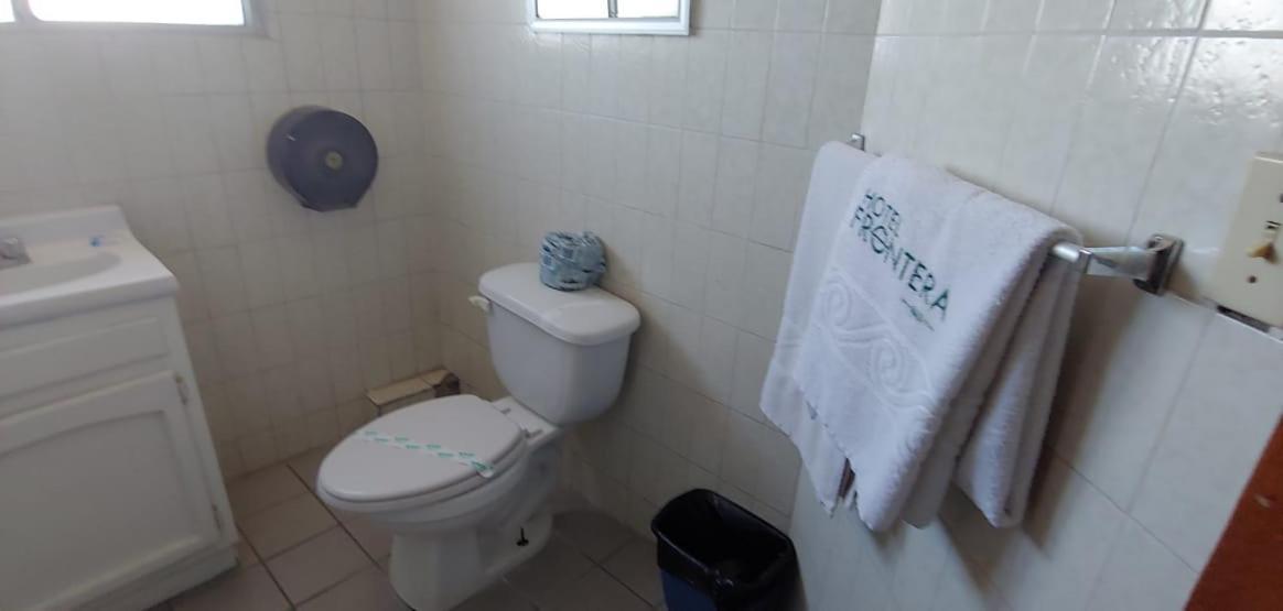 Hotel Frontera Baja Mexicali Dış mekan fotoğraf